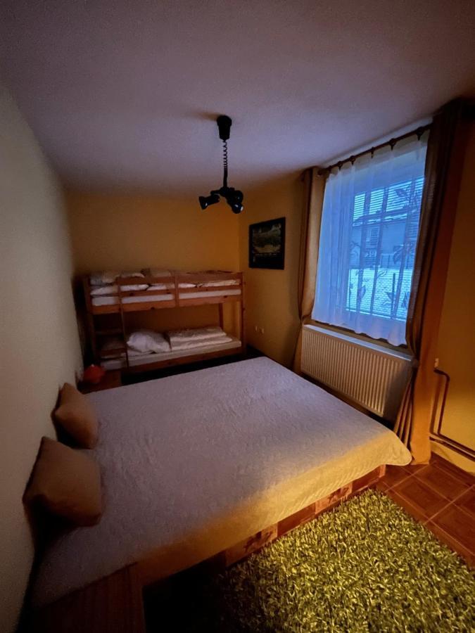 Apartman 66 V Tichej Lokalite Lipótszentmiklós Kültér fotó